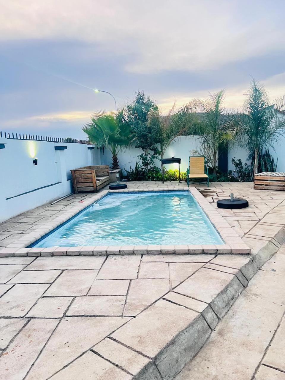 Oteng Lifestyle Bnb Bed & Breakfast Rustenburg Exterior photo